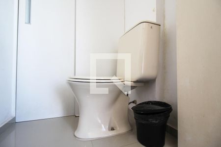 Lavabo  de apartamento à venda com 1 quarto, 90m² em Vila Nova Conceição, São Paulo