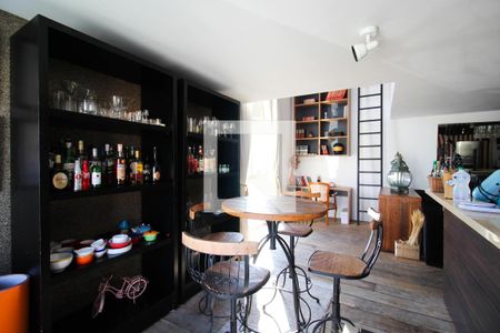 Sala de apartamento à venda com 1 quarto, 90m² em Vila Nova Conceição, São Paulo