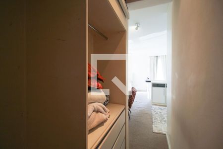 Apartamento à venda com 90m², 1 quarto e 1 vagaCloset da Suíte 