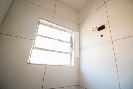 Casa para alugar com 120m², 3 quartos e 2 vagasBanheiro 