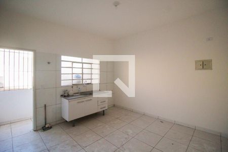 Casa para alugar com 120m², 3 quartos e 2 vagasCozinha