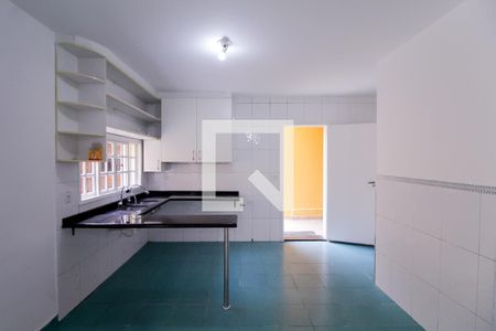 Casa à venda com 280m², 3 quartos e 4 vagas Casa à venda com 280m², 3 quartos e 4 vagasCozinha