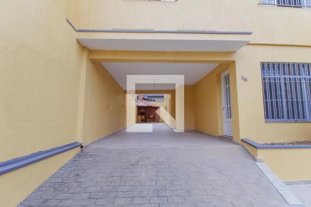 Casa à venda com 280m², 3 quartos e 4 vagas Casa à venda com 280m², 3 quartos e 4 vagasGaragem