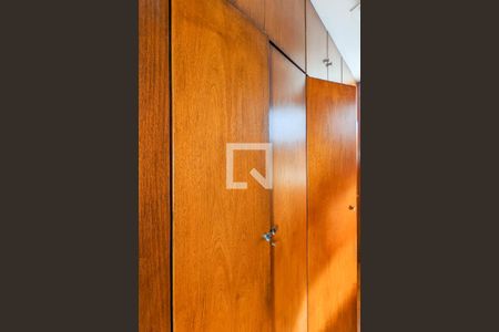 Casa à venda com 270m², 3 quartos e 4 vagasCloset da suíte