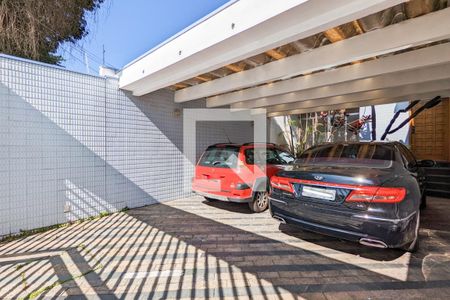 Casa à venda com 270m², 3 quartos e 4 vagasGaragem