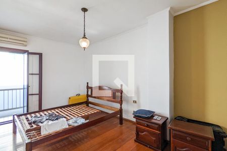 Casa à venda com 270m², 3 quartos e 4 vagasSuíte 