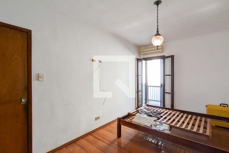Casa à venda com 270m², 3 quartos e 4 vagasSuíte 