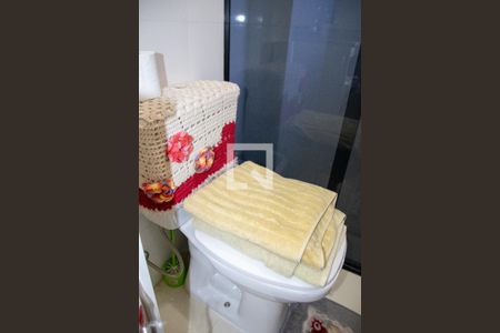 Banheiro de apartamento à venda com 1 quarto, 34m² em Parada Inglesa, São Paulo