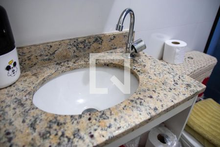 Banheiro de apartamento à venda com 1 quarto, 34m² em Parada Inglesa, São Paulo