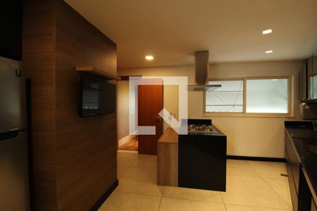 Apartamento à venda com 385m², 5 quartos e 4 vagasCozinha