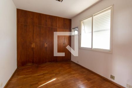 Apartamento para alugar com 241m², 4 quartos e 2 vagas Apartamento para alugar com 241m², 4 quartos e 2 vagasSuite 1