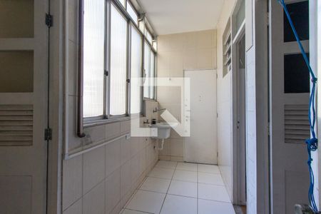 Apartamento para alugar com 241m², 4 quartos e 2 vagas Apartamento para alugar com 241m², 4 quartos e 2 vagasÁrea de Serviço