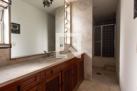 Apartamento para alugar com 241m², 4 quartos e 2 vagas Apartamento para alugar com 241m², 4 quartos e 2 vagasBanheiro Suite 1