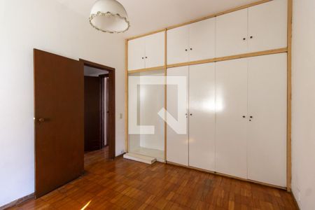 Apartamento para alugar com 241m², 4 quartos e 2 vagas Apartamento para alugar com 241m², 4 quartos e 2 vagasSuite 2