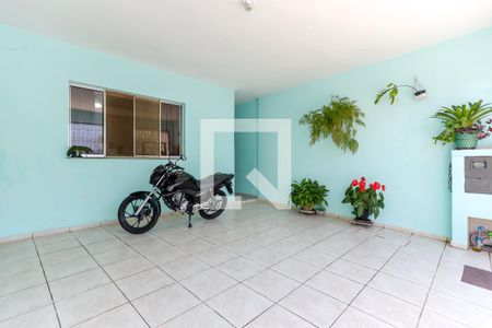 Casa à venda com 126m², 2 quartos e 2 vagas Casa à venda com 126m², 2 quartos e 2 vagasGaragem