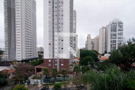 Apartamento à venda com 212m², 3 quartos e 4 vagas Apartamento à venda com 212m², 3 quartos e 4 vagasVaranda