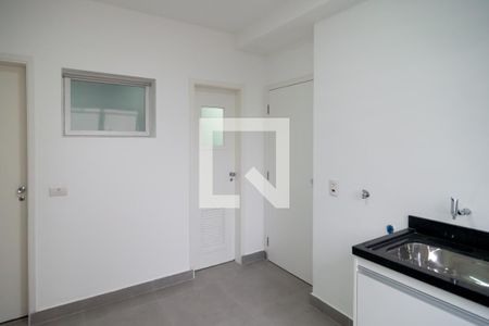 Apartamento à venda com 212m², 3 quartos e 4 vagas Apartamento à venda com 212m², 3 quartos e 4 vagasÁrea de Serviço