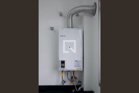 Apartamento à venda com 212m², 3 quartos e 4 vagas Apartamento à venda com 212m², 3 quartos e 4 vagasÁrea de Serviço