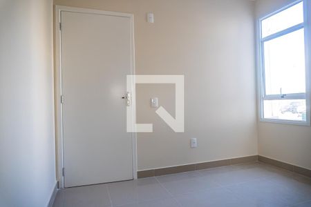 Sala de apartamento para alugar com 2 quartos, 45m² em Parque São Jorge, Campinas
