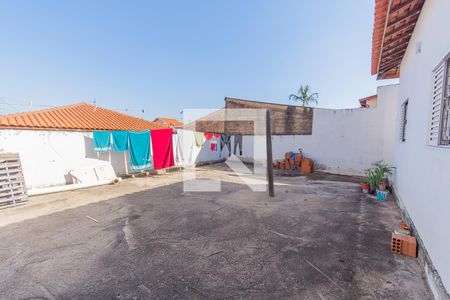 Casa à venda com 136m², 3 quartos e 2 vagasQuintal
