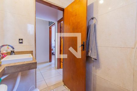 Casa à venda com 136m², 3 quartos e 2 vagasBanheiro Social