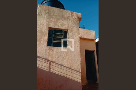 Casa para alugar com 35m², 1 quarto e sem vagaFachada