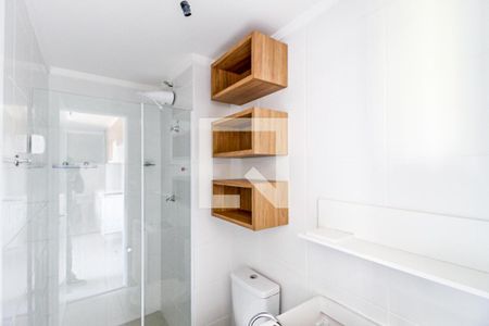 Banheiro de apartamento para alugar com 2 quartos, 34m² em Santo Amaro, São Paulo