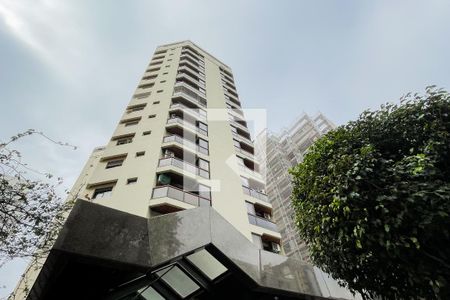 Apartamento à venda com 55m², 1 quarto e 2 vagasFachada 