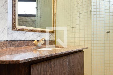Apartamento à venda com 55m², 1 quarto e 2 vagasBanheiro da suíte