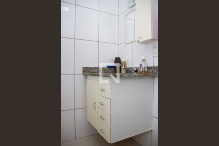 Apartamento à venda com 68m², 2 quartos e 1 vagaBanheiro Social