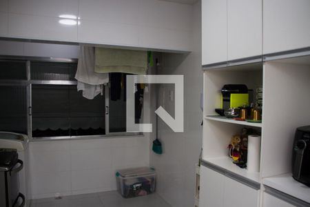 Apartamento à venda com 68m², 2 quartos e 1 vagaCozinha