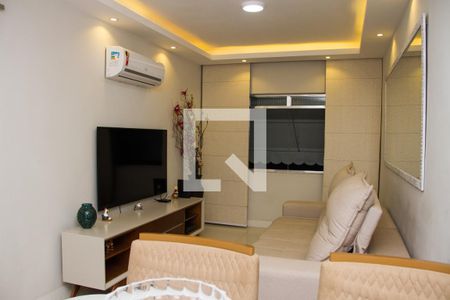 Sala de apartamento à venda com 2 quartos, 68m² em Todos Os Santos, Rio de Janeiro