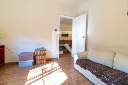 Casa à venda com 4 quartos, 246m² em Rolinópolis, São Paulo