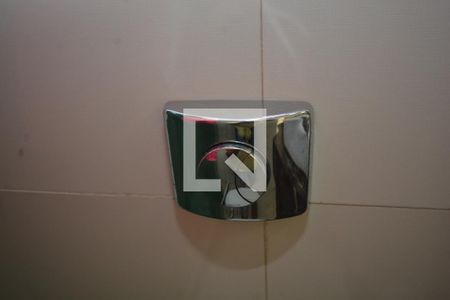 Casa à venda com 448m², 3 quartos e 2 vagasBanheiro