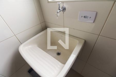 Apartamento para alugar com 60m², 2 quartos e 1 vagaÁrea de serviço 