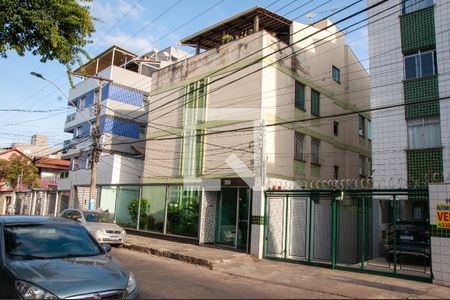 Apartamento à venda com 140m², 4 quartos e 3 vagas Apartamento à venda com 140m², 4 quartos e 3 vagasFachada