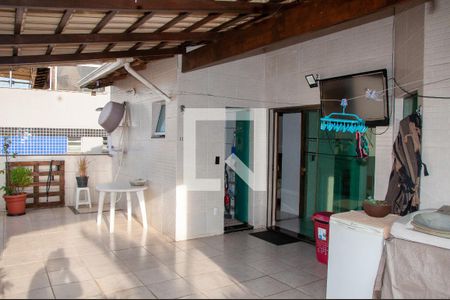 Apartamento à venda com 140m², 4 quartos e 3 vagas Apartamento à venda com 140m², 4 quartos e 3 vagasÁrea de Serviço