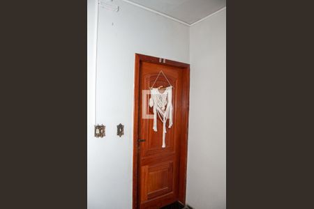 Apartamento à venda com 140m², 4 quartos e 3 vagas Apartamento à venda com 140m², 4 quartos e 3 vagasHall