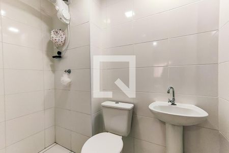 Banheiro de apartamento para alugar com 1 quarto, 24m² em Paraíso do Morumbi, São Paulo