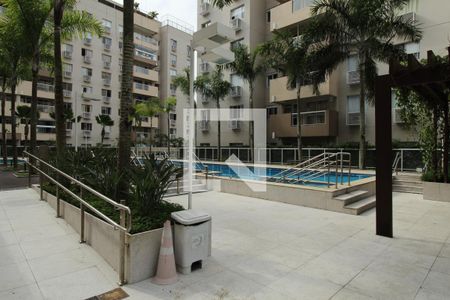 Apartamento para alugar com 69m², 2 quartos e 1 vagaÁrea Comum - Piscina