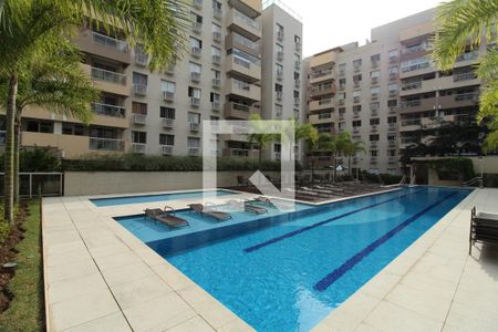 Apartamento para alugar com 69m², 2 quartos e 1 vagaÁrea Comum - Piscina