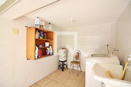 Casa à venda com 190m², 2 quartos e 2 vagasLavanderia