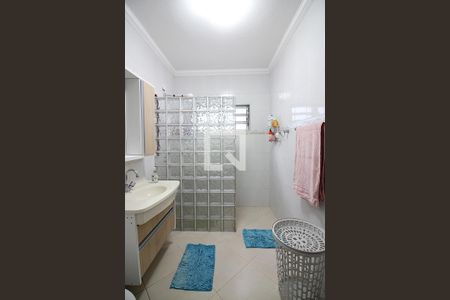 Casa à venda com 190m², 2 quartos e 2 vagasBanheiro Social