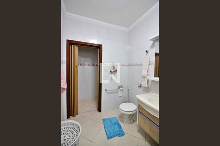 Casa à venda com 190m², 2 quartos e 2 vagasBanheiro Social