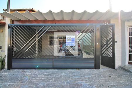 Casa à venda com 190m², 2 quartos e 2 vagasFachada