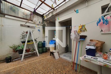 Casa à venda com 111m², 2 quartos e 2 vagasÁrea de serviço