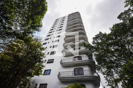 Apartamento à venda com 258m², 4 quartos e 8 vagasFachada