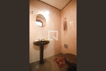 Apartamento à venda com 258m², 4 quartos e 8 vagasLavabo