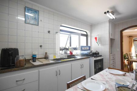 Apartamento à venda com 258m², 4 quartos e 8 vagasCozinha