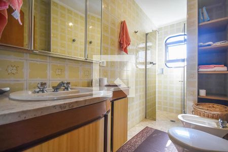 Apartamento à venda com 258m², 4 quartos e 8 vagasBanheiro